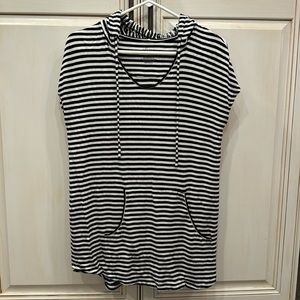 Soma Striped short sleeve hoodie
